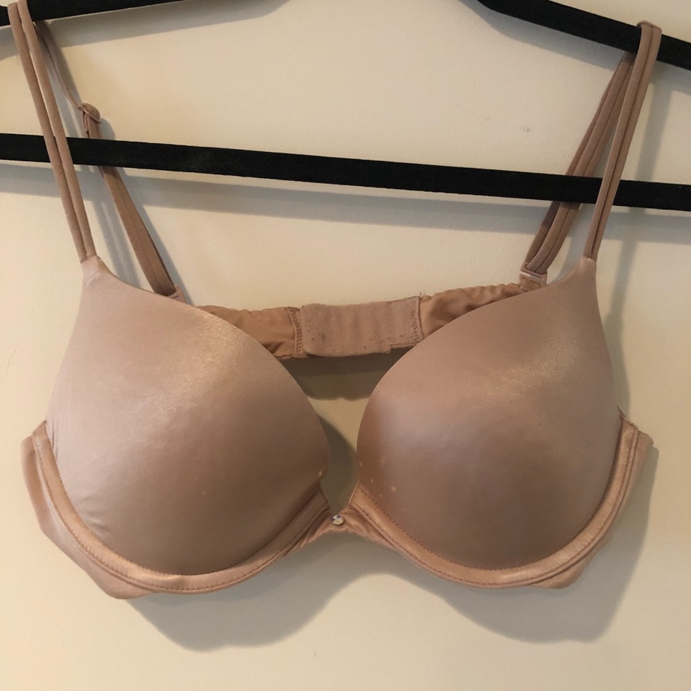 Victoria’s Secret very sexy push up bra